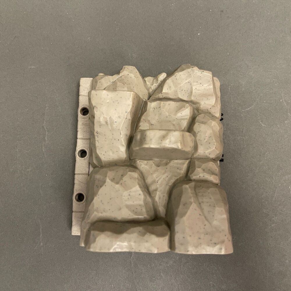 Mattel Fisher Price Imaginext Castle 2001 Rock Wall Replacement Part Piece